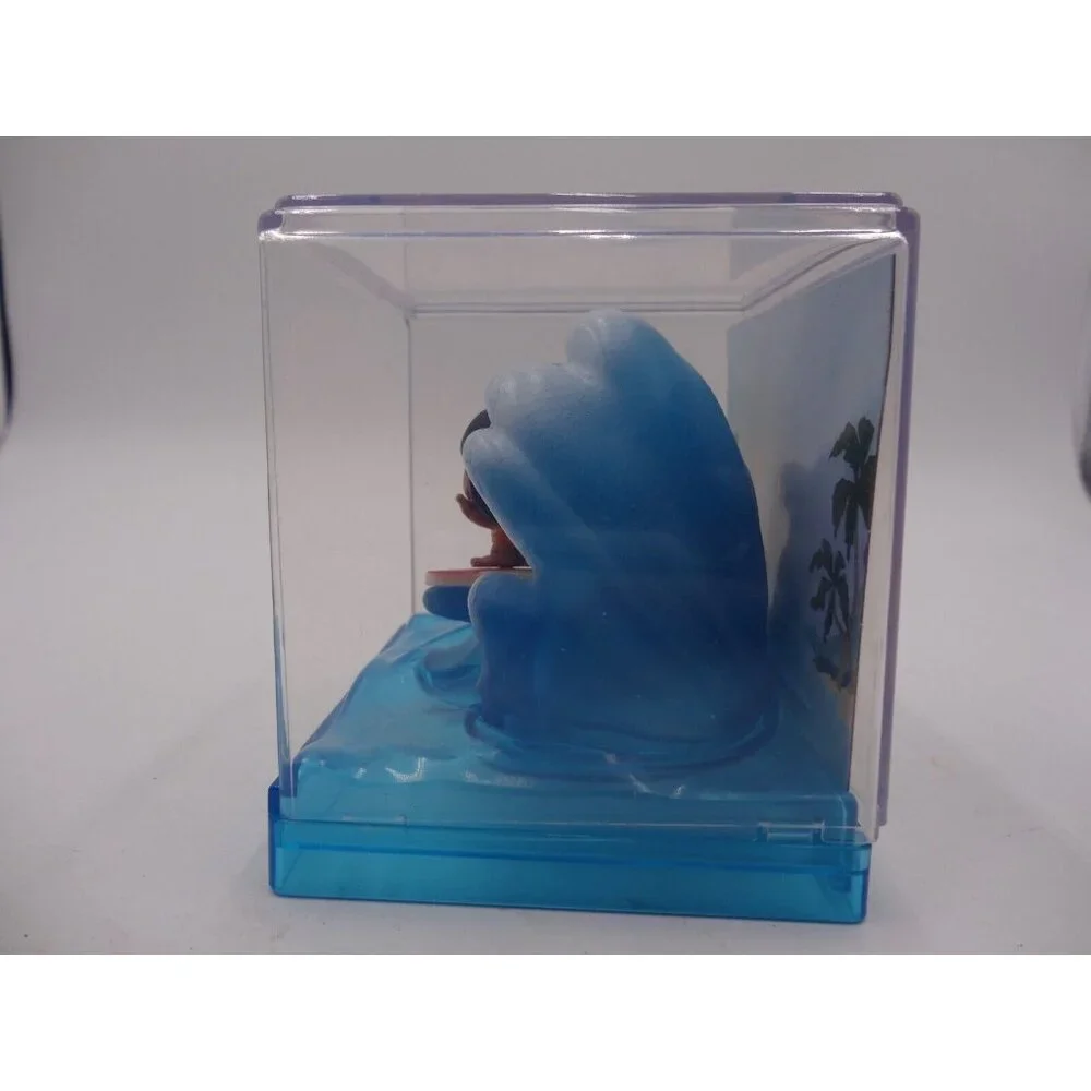 Disney Doorables Lilo & Stitch Movie Moments Series 1 inside case - Picture 10 of 15